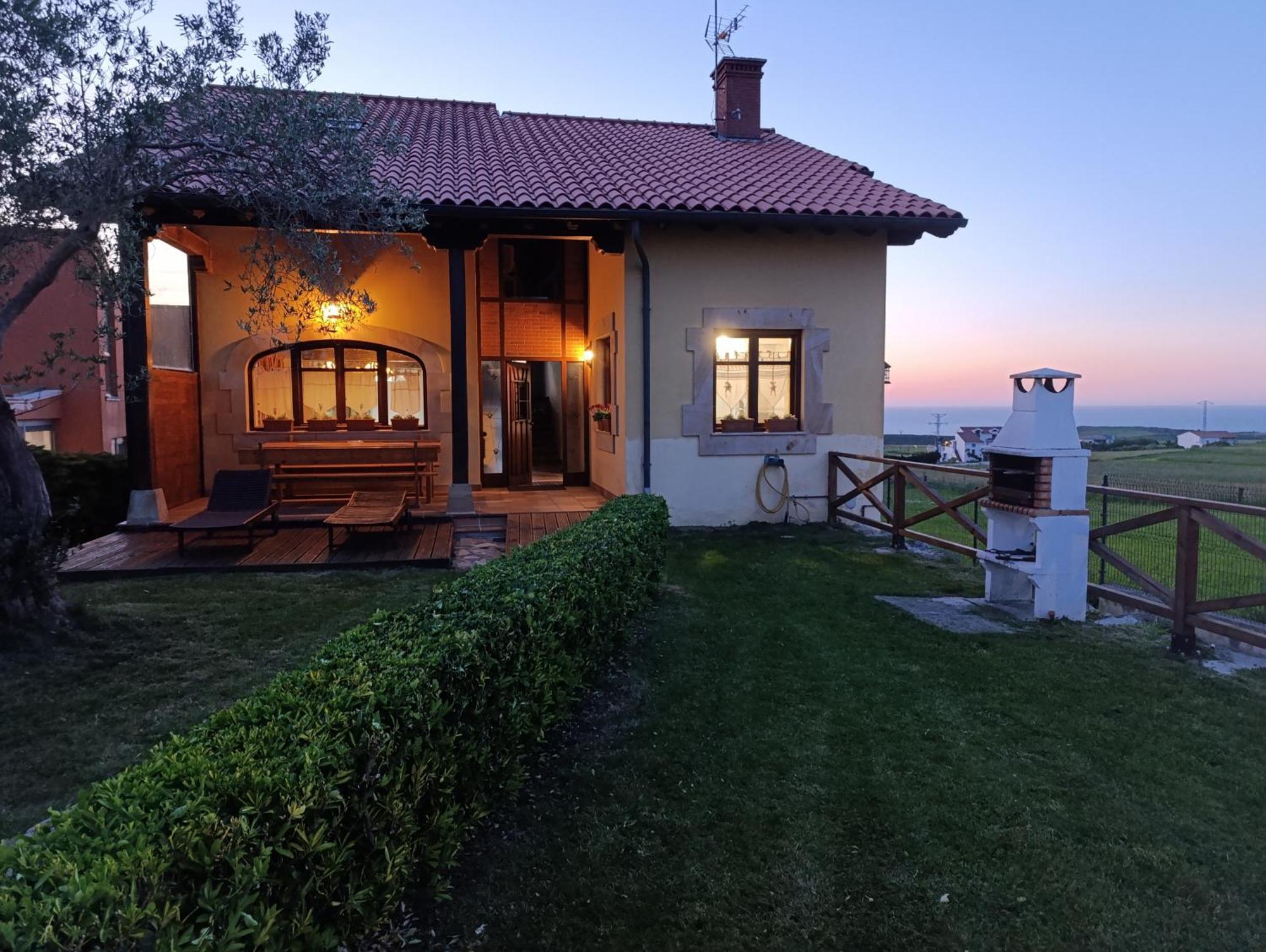La Quimera Liencres Exteriör bild